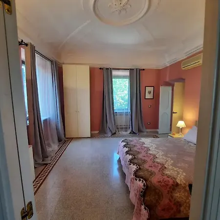 Rose Prázdninový dům *